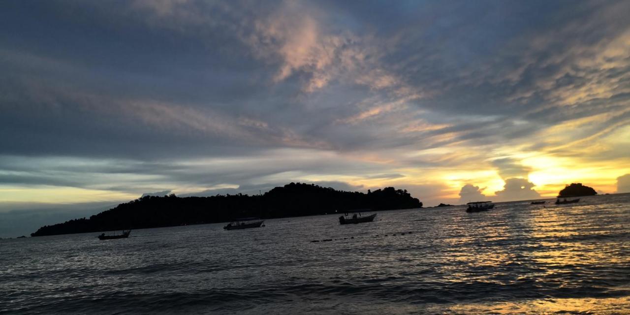 Fun Studio Pangkor Pekan Pangkor ภายนอก รูปภาพ