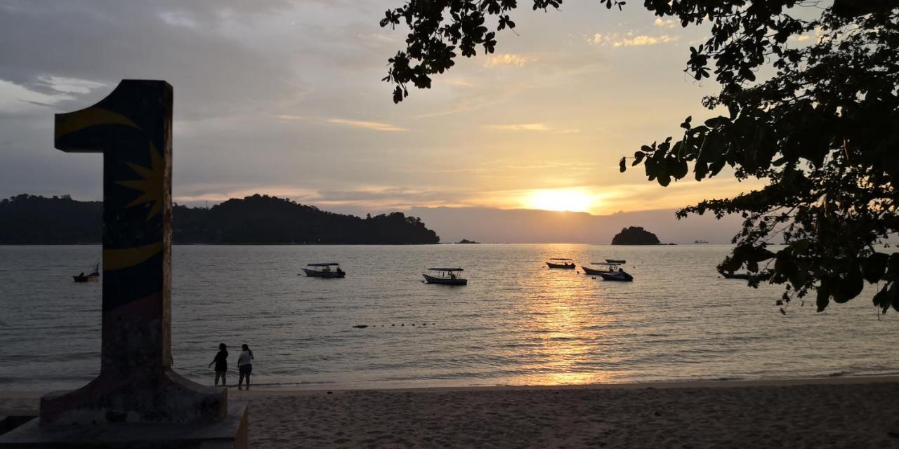 Fun Studio Pangkor Pekan Pangkor ภายนอก รูปภาพ